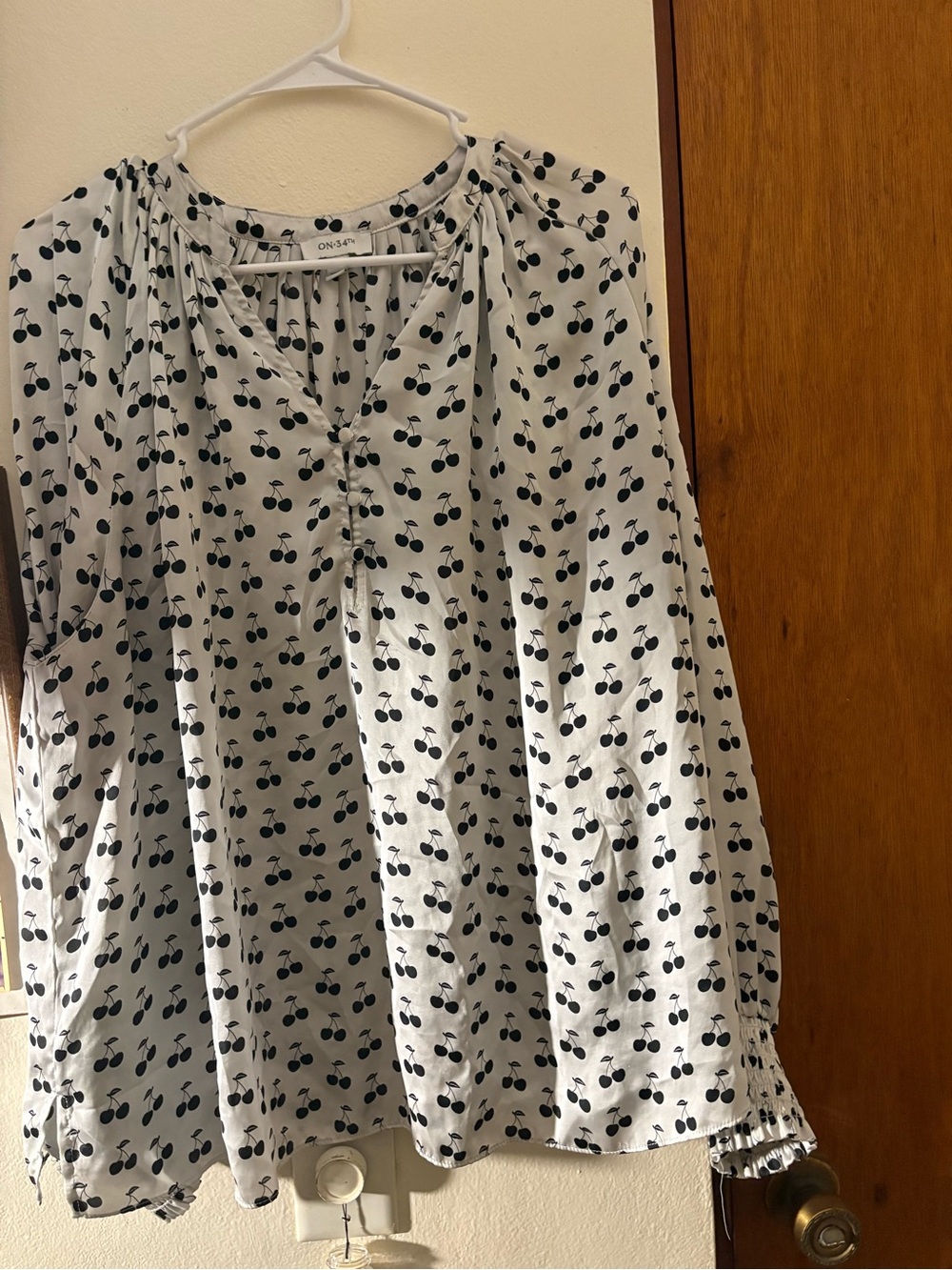 ONDA White Cherry-Print Peasant Tunic